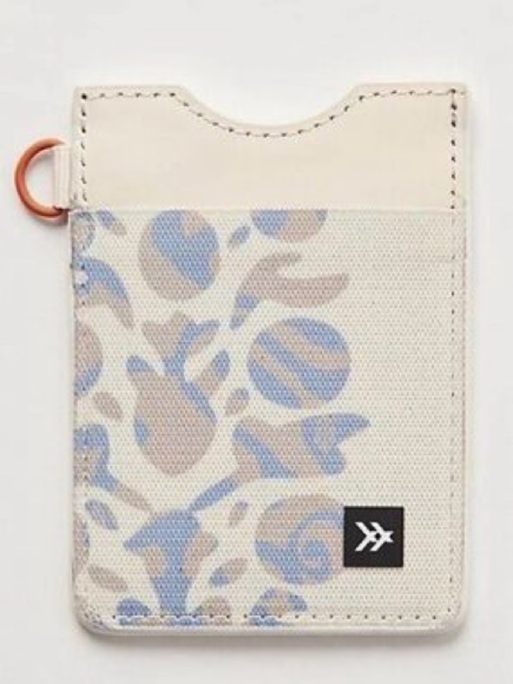 🆕 Free People Movement x Thread Vertical Buti Wallet Cream